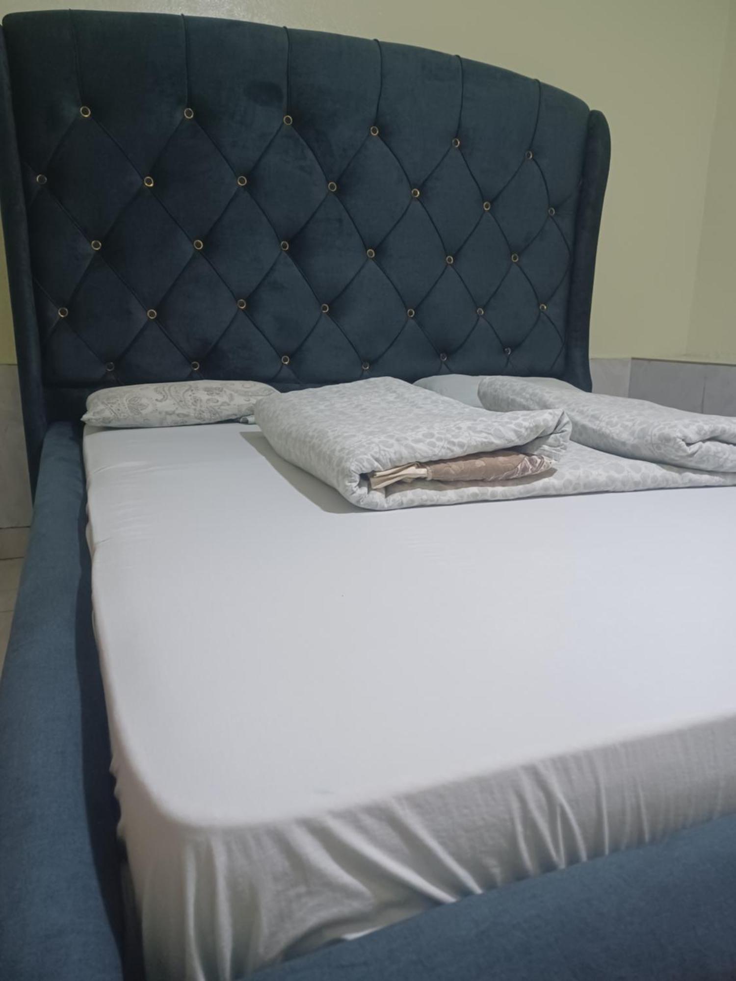 גיסני Ignite Guest House מראה חיצוני תמונה